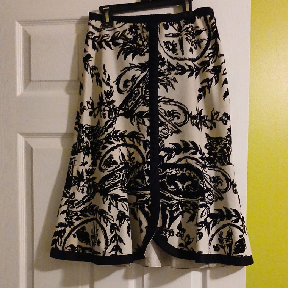 Odille Black and White Fit and Flare Midi Skirt